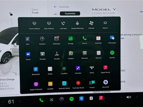 Used 2024 Tesla Model Y Long Range image 18