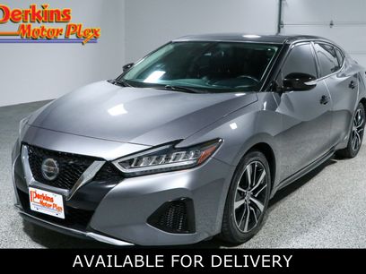 Used 2022 Nissan Maxima SV w/ Floor Mat Group