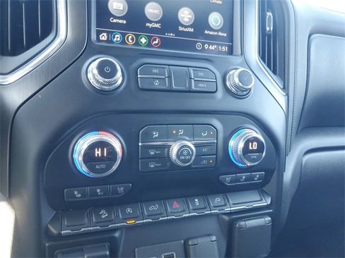 Used 2020 GMC Sierra 1500 AT4 image 25