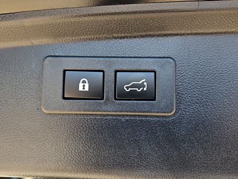 Used 2025 Subaru Outback Onyx Edition AWD/4WD image 9