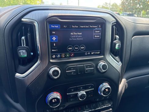 Used 2019 GMC Sierra 1500 Denali w/ Denali Ultimate Package AWD/4WD image 19