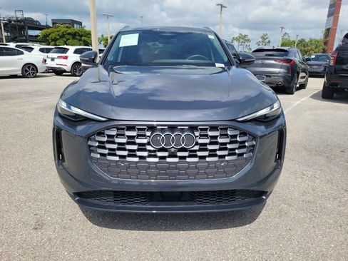 Certified 2025 Audi Q5 Premium w/ Convenience Package AWD/4WD image 3