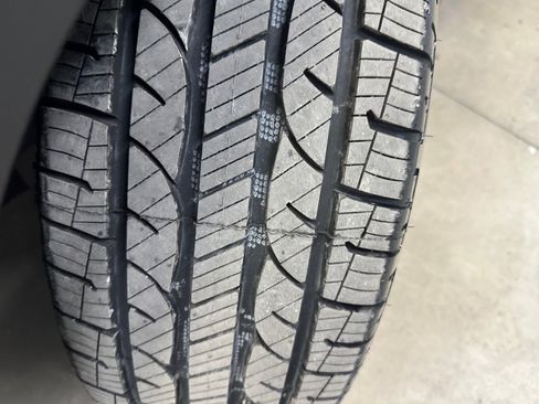 Certified 2023 GMC Terrain SLE w/ Driver Convenience Package image 37