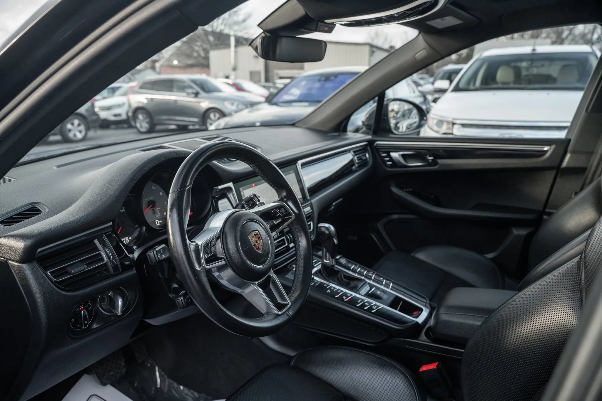 Used 2020 Porsche Macan S AWD/4WD image 6