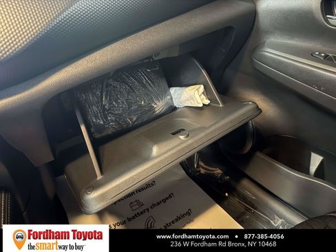 Used 2023 Nissan Kicks SV FWD image 31