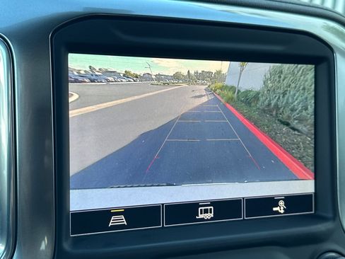 Used 2021 Chevrolet Silverado 1500 LTZ w/ LTZ Convenience Package II image 19