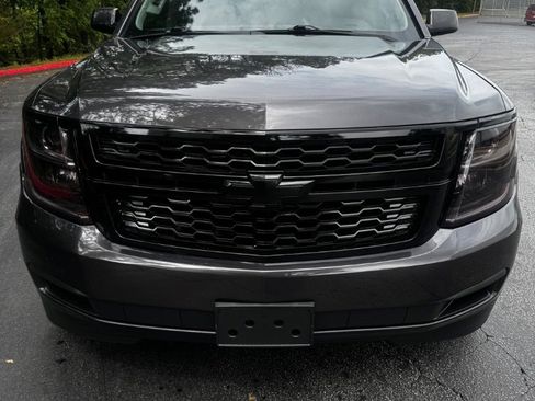 Used 2018 Chevrolet Suburban LT AWD/4WD image 2