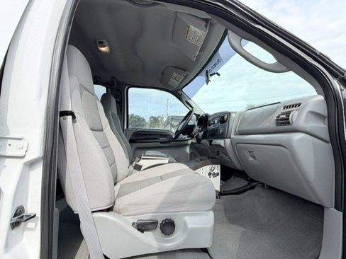 Used 2005 Ford F250 XLT AWD/4WD image 20