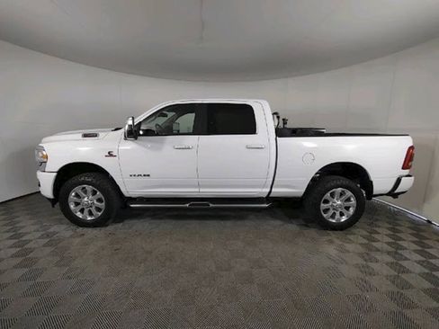 Used 2023 RAM 2500 Laramie AWD/4WD image 6