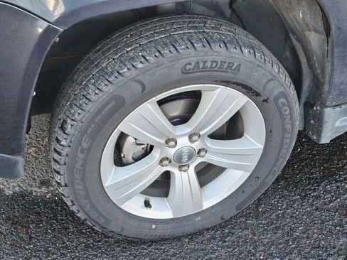 Used 2015 Jeep Compass Sport w/ Power Value Group image 9