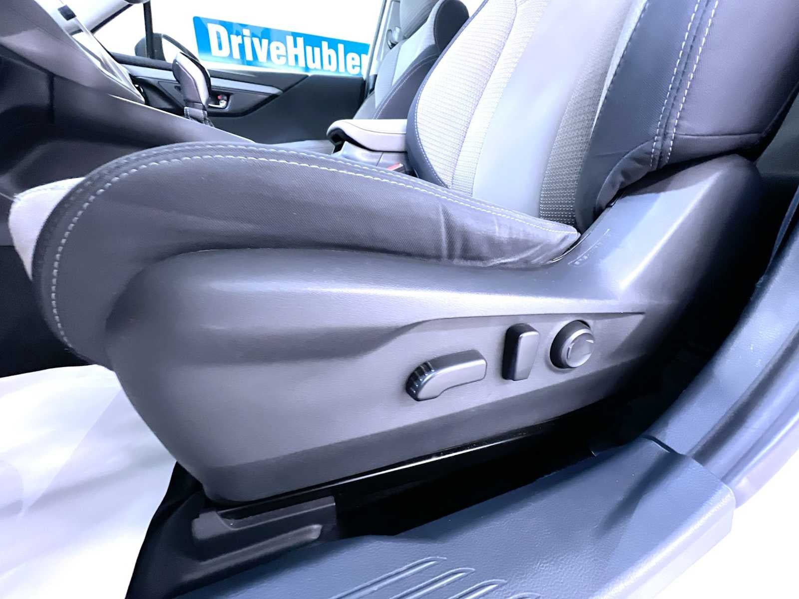 Used 2020 Subaru Outback Premium w/ Popular Package #1 AWD/4WD image 13