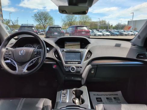 Used 2018 Acura MDX w/ Advance & Entertainment AWD/4WD image 10