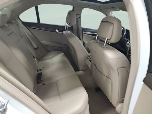 Used 2014 Mercedes-Benz C 300 4MATIC Sedan image 18