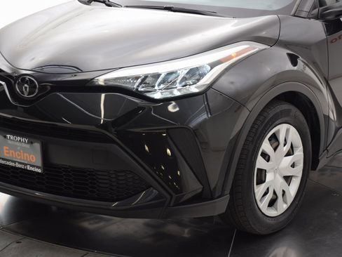 Used 2021 Toyota C-HR LE image 10