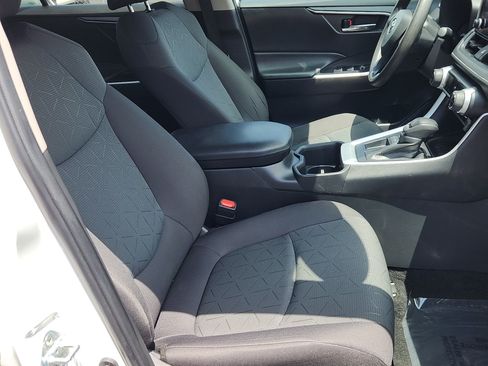 Certified 2024 Toyota RAV4 XLE FWD image 30
