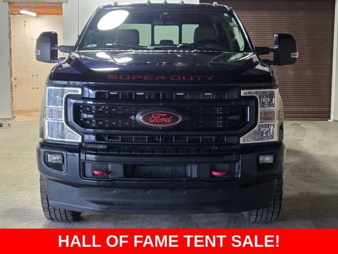 Used 2022 Ford F250 Lariat w/ Lariat Ultimate Package AWD/4WD image 2
