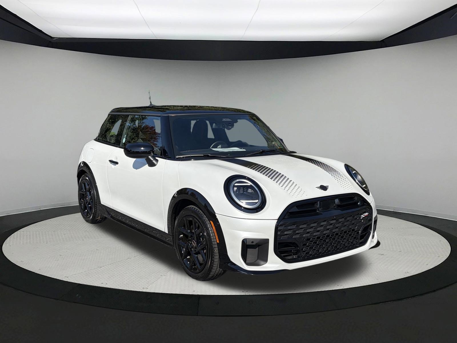 Used 2026 MINI Cooper S FWD image 3