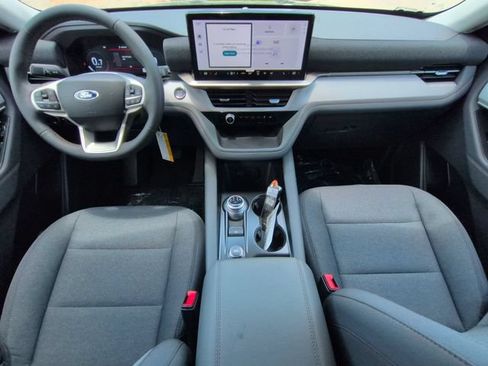 New 2026 Ford Explorer Active RWD image 16