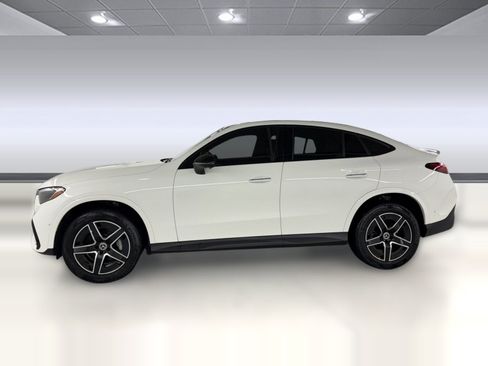 Certified 2024 Mercedes-Benz GLC 300 4MATIC image 2