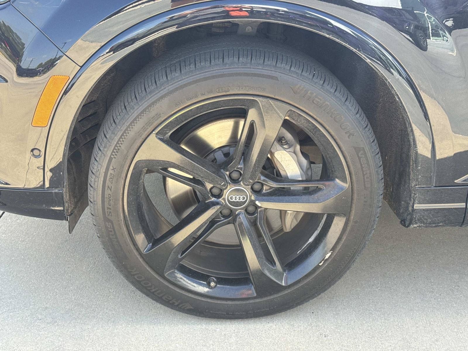 Used 2019 Audi Q7 3.0T Prestige w/ Prestige Package AWD/4WD image 4