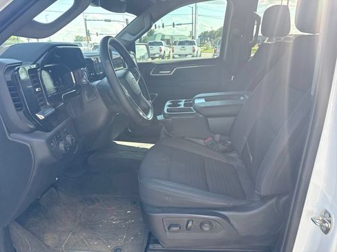 Used 2023 Chevrolet Silverado 1500 LT AWD/4WD image 14