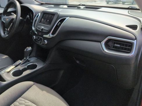 Used 2020 Chevrolet Equinox LT image 30