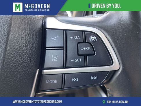 Used 2022 Toyota Highlander LE FWD image 26