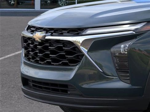 New 2026 Chevrolet Trax LS image 13