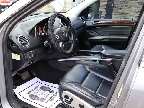 Used 2010 Mercedes-Benz ML 350 2WD image 12