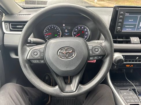 Used 2019 Toyota RAV4 LE w/ All Weather Liner Package AWD/4WD image 10