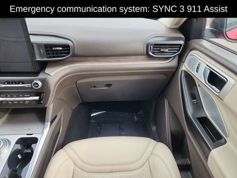 Used 2020 Ford Explorer Platinum w/ Premium Technology Package AWD/4WD image 25
