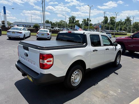 Used 2025 Ford Maverick XL w/ Equipment Group 101A AWD/4WD image 5