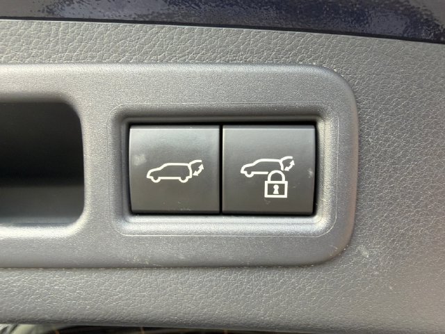 Used 2024 Lexus RX 350h w/ Accessory Package (Z1) AWD/4WD image 33