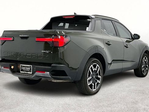 Used 2025 Hyundai Santa Cruz Limited AWD/4WD image 2