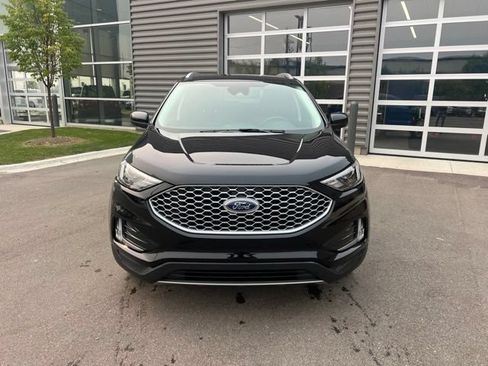 Used 2023 Ford Edge SEL w/ Convenience Package AWD/4WD image 2