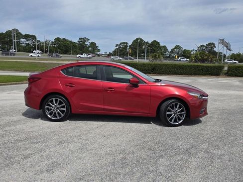 Used 2018 MAZDA MAZDA3 Touring image 32