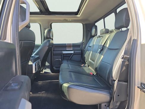 Used 2017 Ford F150 Lariat w/ Equipment Group 502A Luxury AWD/4WD image 14