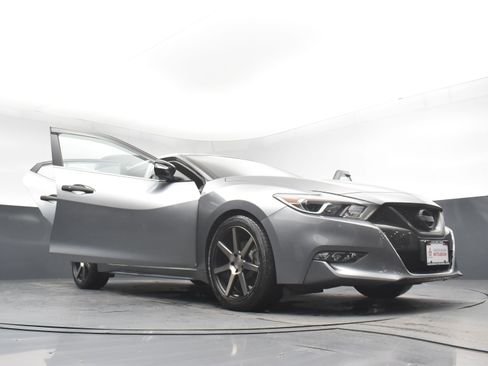 Used 2016 Nissan Maxima SR FWD image 27