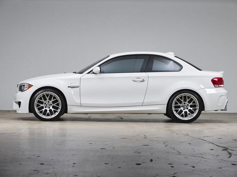 Used 2011 BMW 1 Series M image 8