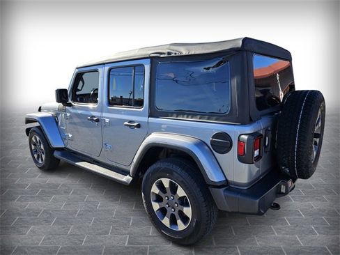 Used 2020 Jeep Wrangler Unlimited Sahara w/ Cold Weather Group image 5