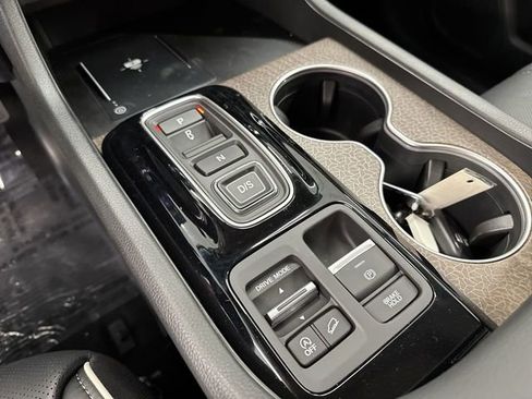 New 2026 Honda Pilot Elite image 17