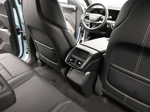 Certified 2024 Cadillac Lyriq Luxury AWD/4WD image 22