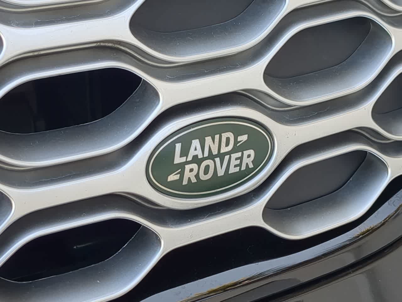 Certified 2025 Land Rover Discovery S AWD/4WD image 11
