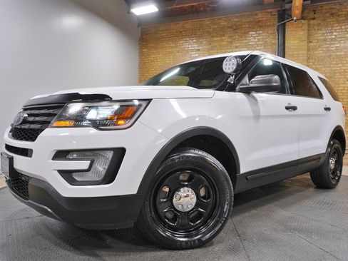 Used 2017 Ford Explorer 4WD Police Interceptor w/ Ultimate Wiring Package image 1