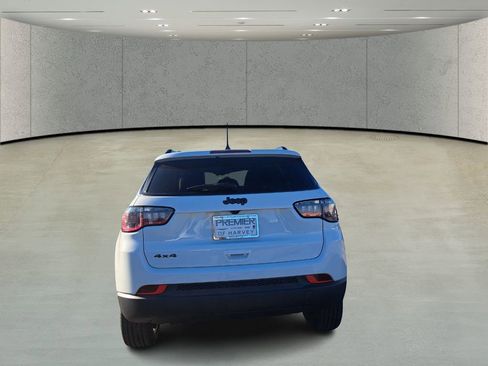 New 2026 Jeep Compass Latitude image 5