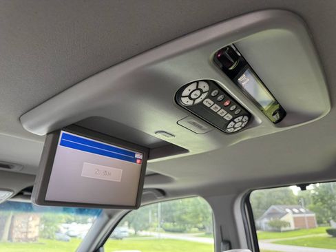Used 2011 Honda Pilot Touring image 31