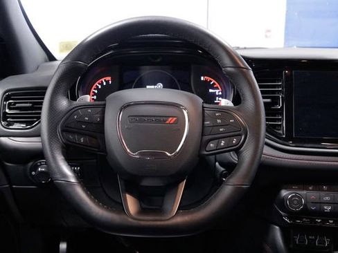 Used 2025 Dodge Durango GT image 15
