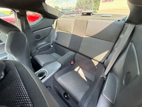Used 2017 Toyota 86 RWD image 13