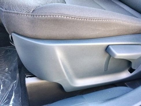 New 2025 Ford Maverick XL image 16