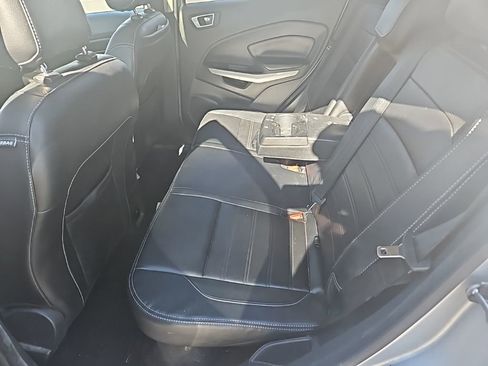 Used 2019 Ford EcoSport Titanium image 3